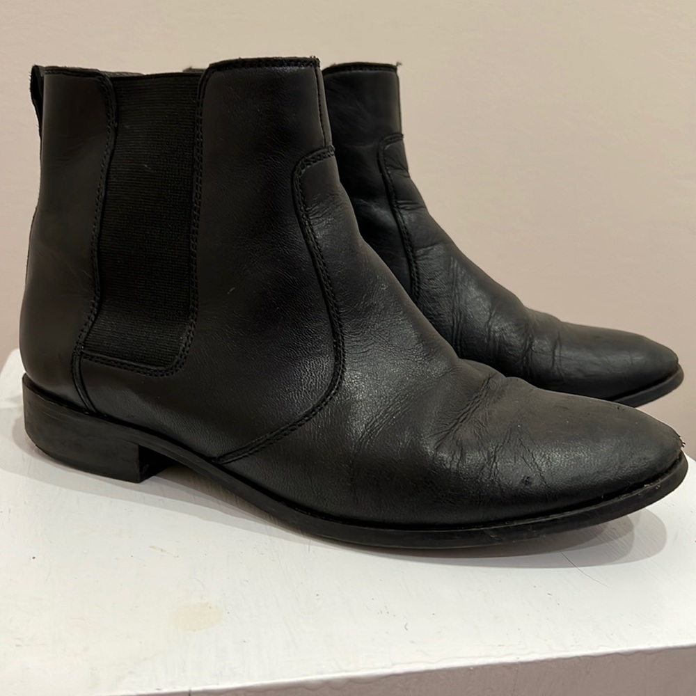 Size 8 Genuine Leather Black Ankle Boots